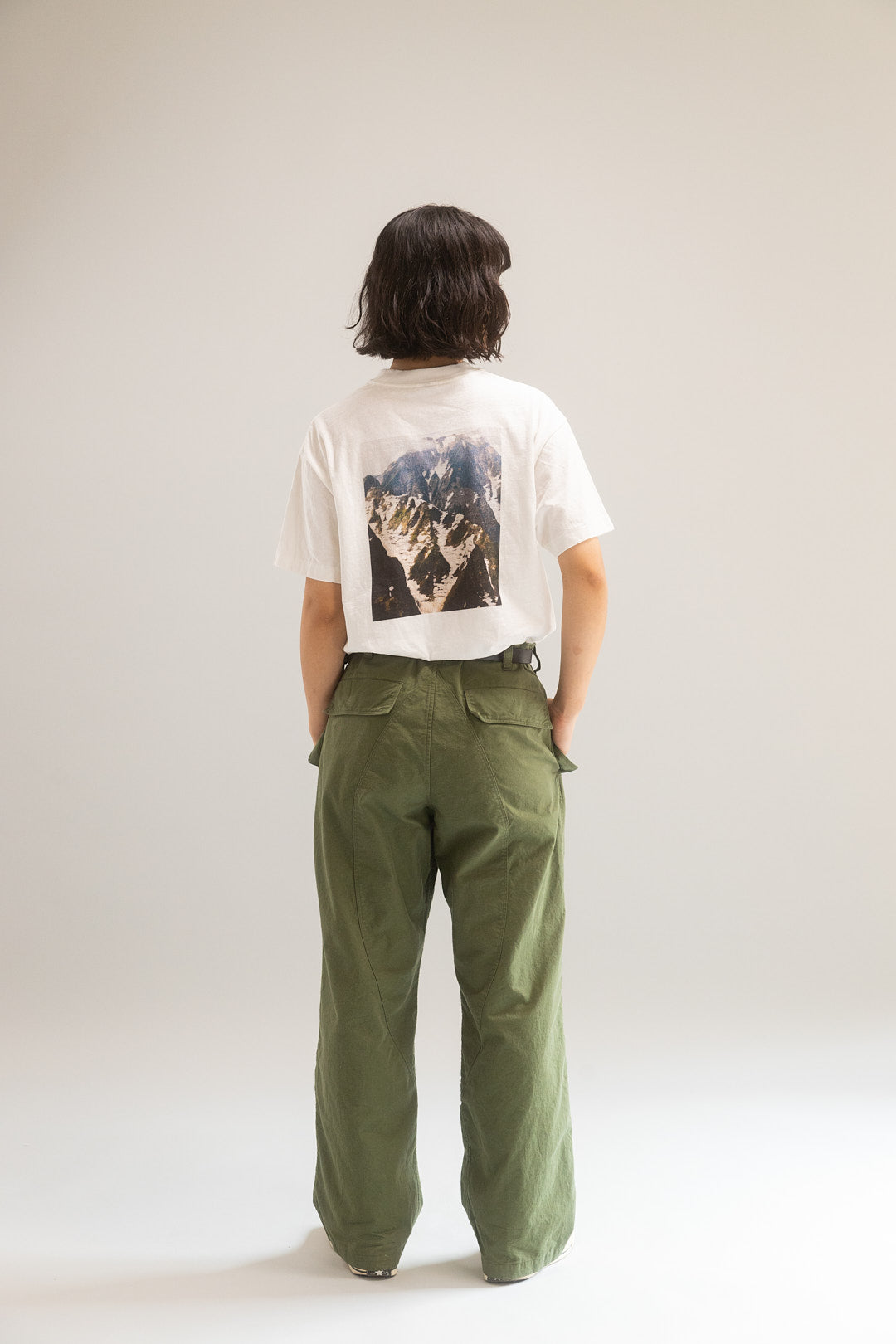 SUMMER MOUNTAIN TEE (WHITE)