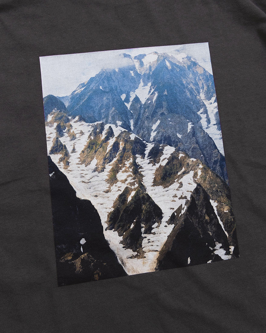 SUMMER MOUNTAIN TEE (BLACK)